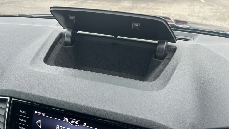 Skoda Karoq 1.5 TSI SE L 5dr DSG Petrol Estate